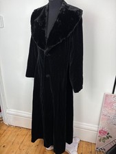 Stunning Vintage 90s Wallis
