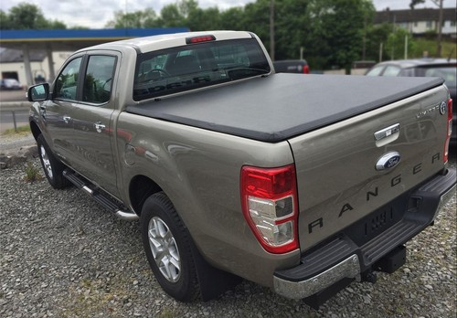 Tri folding soft tonneau - soft, bed