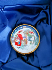 ROYAL WORCESTER CHRISTMAS
