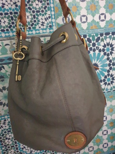 Fossil long live - long,