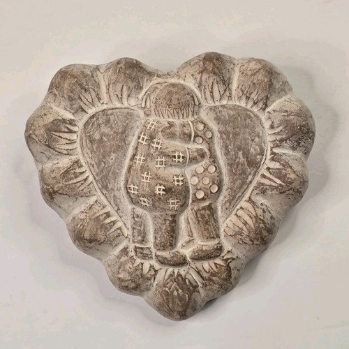 Isabel bloom hugs - isabel, heart