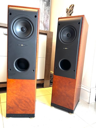 Kef reference model - kef, one