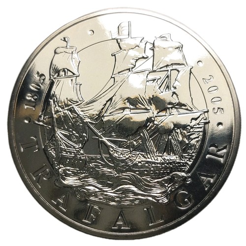 2005 coin battle - £5, –