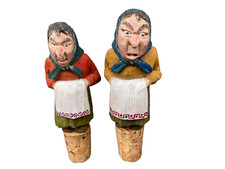 PR. 2 VTG WOOD HAND CARVED