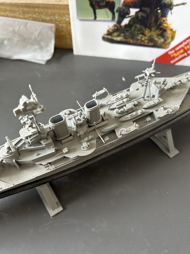 War ship model kit - war,