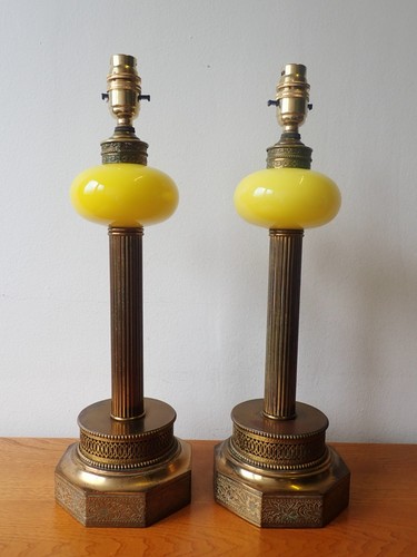 Pair vintage brass oil - of, lamp