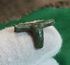 Roman Humped Brooch Metal