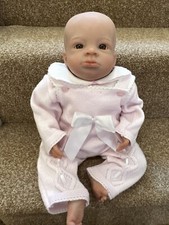 Beautiful reborn baby, Artist