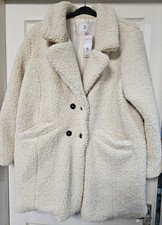 BNWT Cream Teddy Borg Coat In