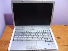 Dell Inspiron 630m Laptop - Windows XP Media Center Edition 2005