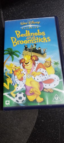 Bedknobs and broomsticks vhs - bedknobs,