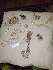 Vintage broken jewellery - vintage,