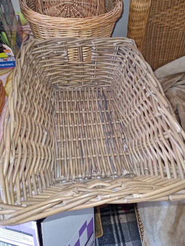 Wicker basket only - medium, size