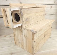 Squirrel House Nesting Box