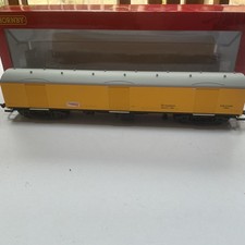 Hornby R4997 Network Rail