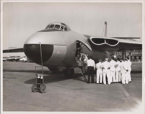 Vickers valiant crew - crew, boarding