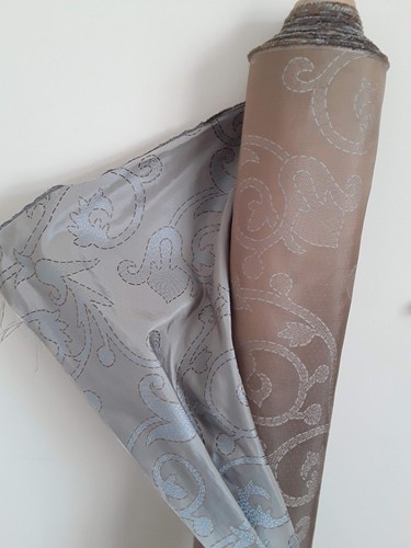 Altfield silk curtaining pale - silk,
