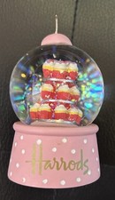 Harrods mini Cup Cakes on