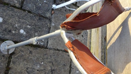 Vintage shooting stick - stick, need