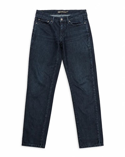 Levi slight curve - slight,