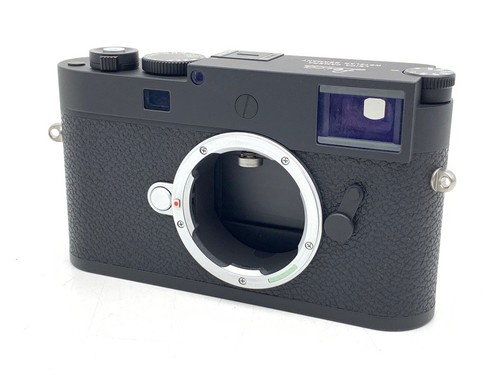 Leica m11 black paint - leica,