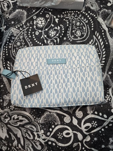 Bnwt dkny large loaf - dkny,