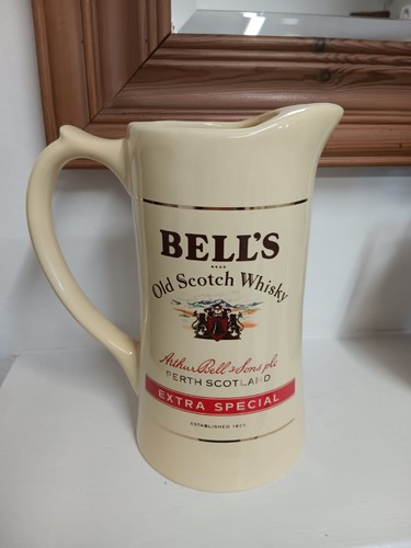 Bells old scotch - whisky, water