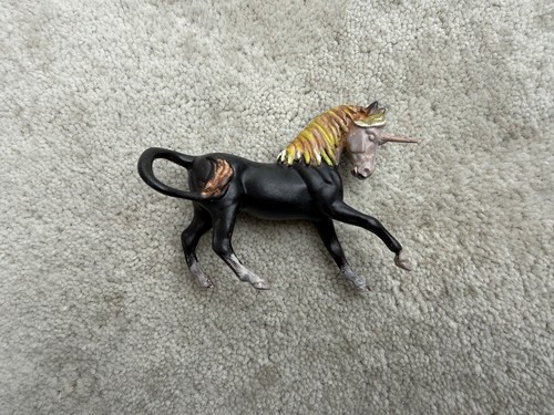 Cool breyer horse - breyer, stablemate