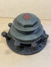 AEC Matador Outer Hub cap