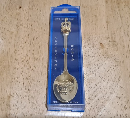 22ct gold finish queen - 22ct,