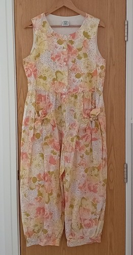 Laura ashley vintage floral - laura,