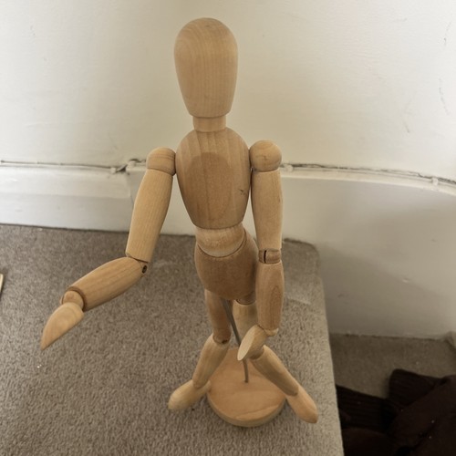 Wooden movable artist - movable,