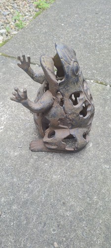 Cast iron frog garden lantern - ,