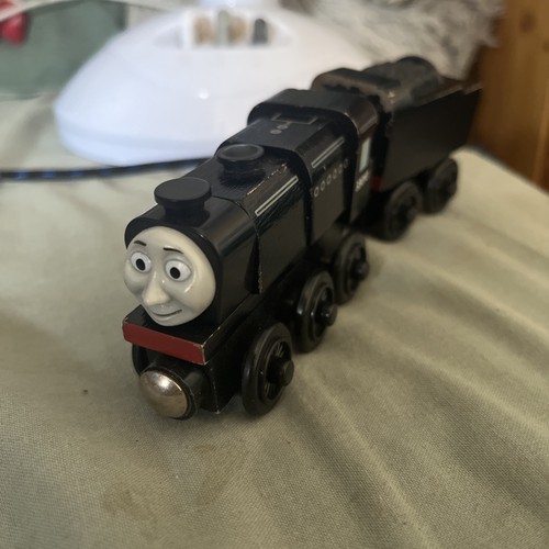 Thomas wooden railway neville - thomas,