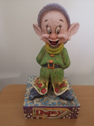 Disney traditions dopey - disney, simply