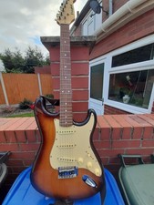 WESTFIELD ELECTRIC GUITAR
