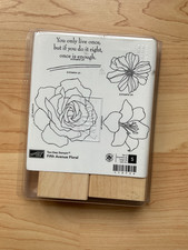 Stampin Up Fifth Avenue Floral 5 unmounted rubber stamps - wood bases included