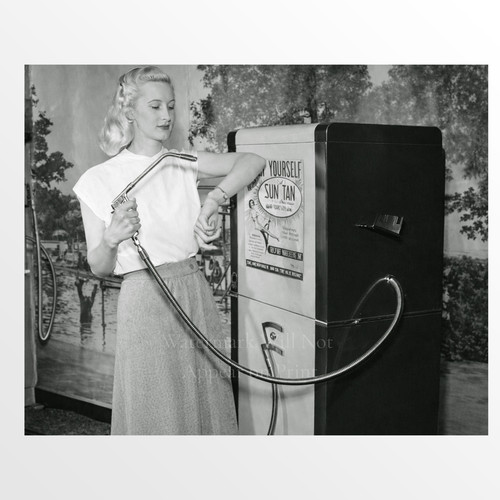 Vintage woman with spray tan - spray,