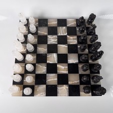 VTG Black & Hand Carved Marble Stone 8” Square Complete Chess Set