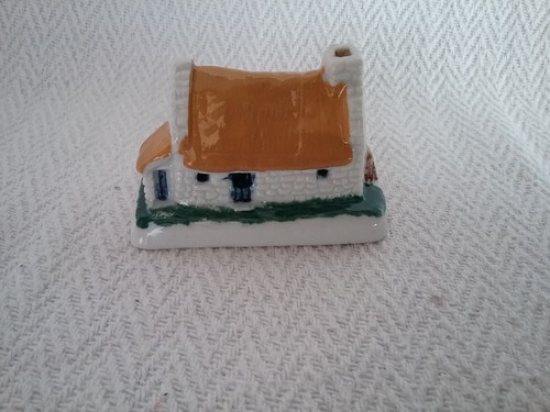 Vintage wade shamrock pottery - wade,