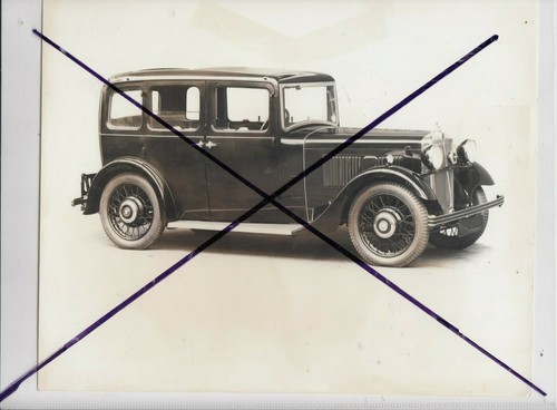 Photograph 4cm x 20 - x, 20.5cms