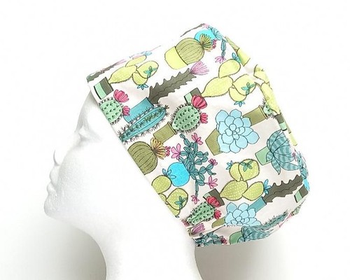 Flowering cactus scrub cap - flowering,