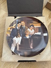 Knowles Close Harmony