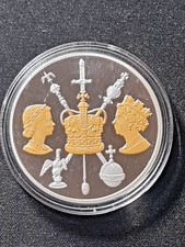Queen Elizabeth II`s Diamond Jubilee Commemorative Coin