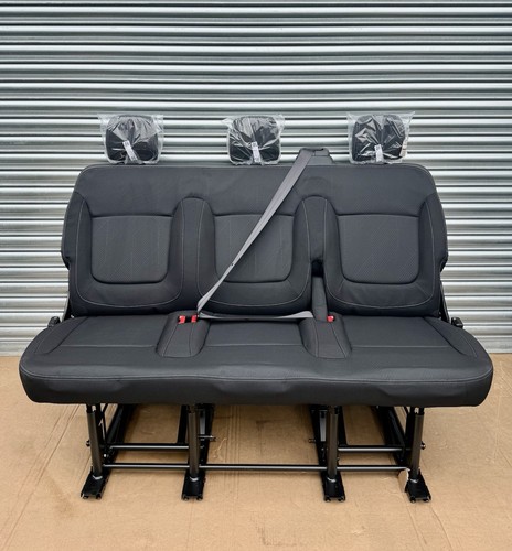 Renault trafic vauxhall vivaro - renault,