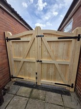 Wooden Driveway Gates Swan