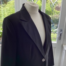 1970s Ladies Jacket By Maroon Tuxedo Style Black Smart coat Jacket 