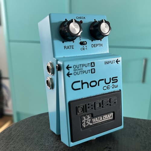 Boss waza craft chorus - ce-2w,