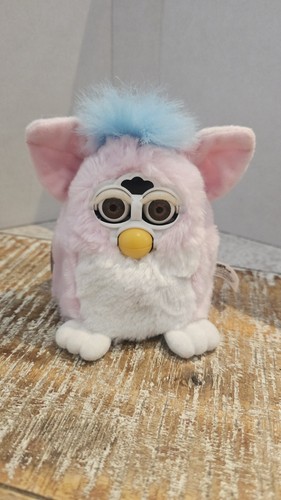 Baby pink furby - pink,