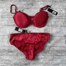 Gossard red matching bra &
